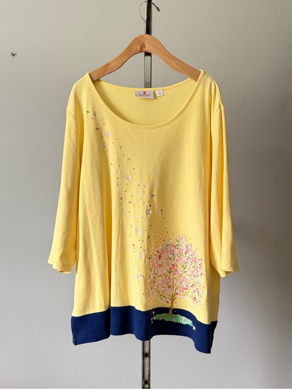 Quacker Factory Yellow Embroidered Tree of Life Top 1X